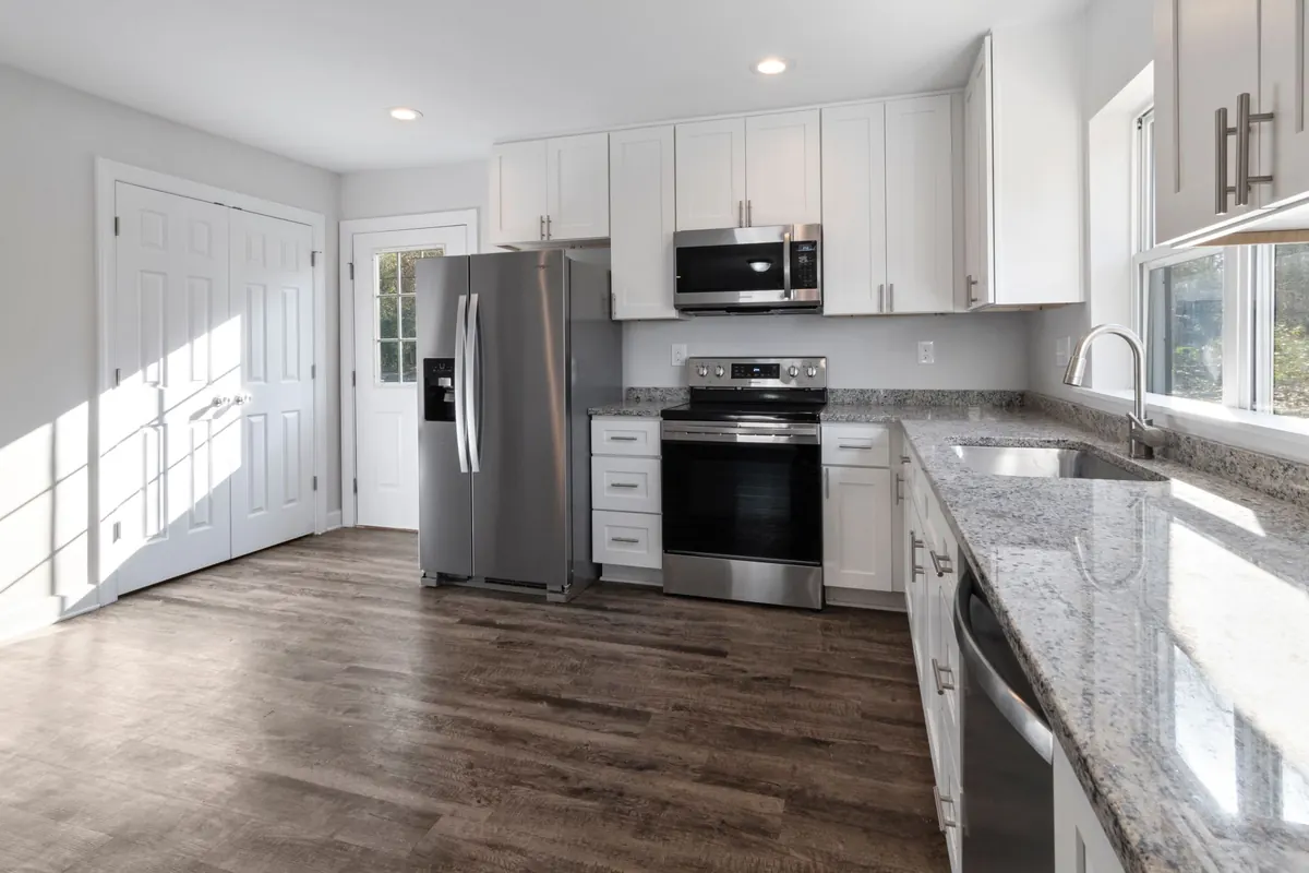 Common Mistakes to Avoid When Renovating an Old Cottage Kitchen