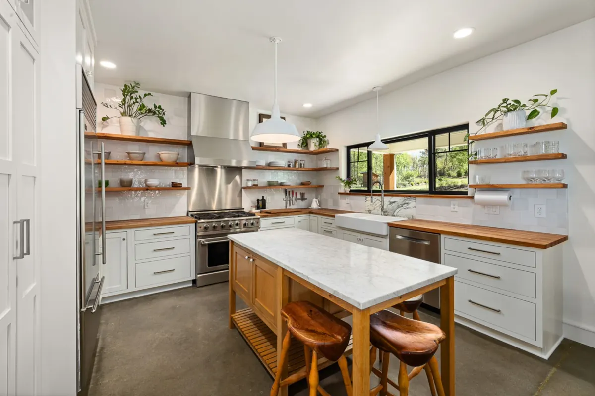How to Style Open Shelves in a Period Home Without Clutter